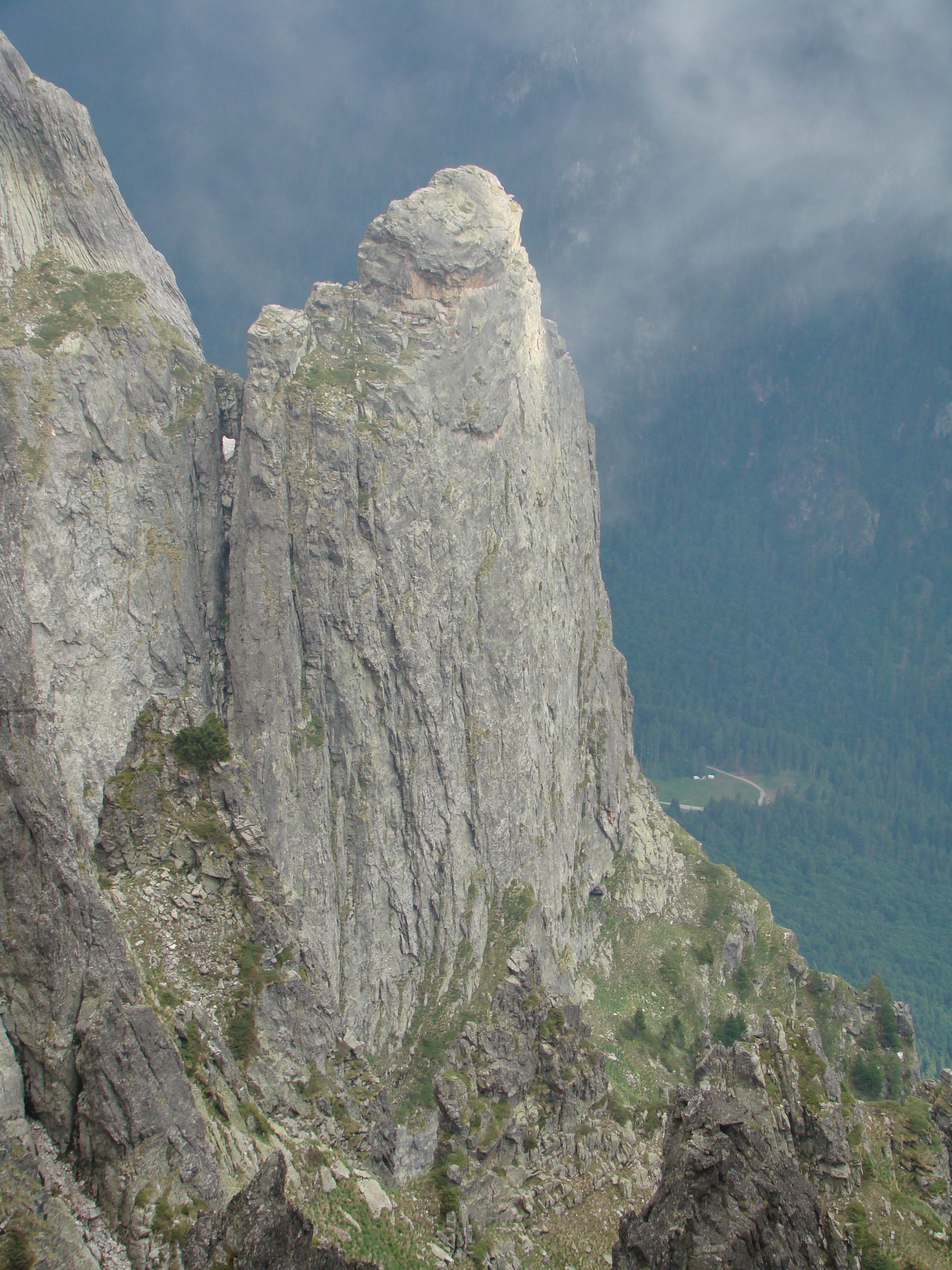 peak the Needle, Malyovitsa