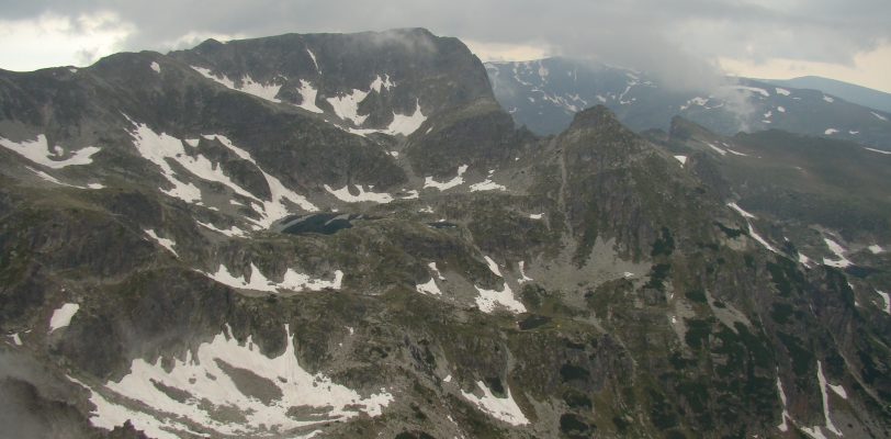 Berg Malyowitza im Hintergrund
