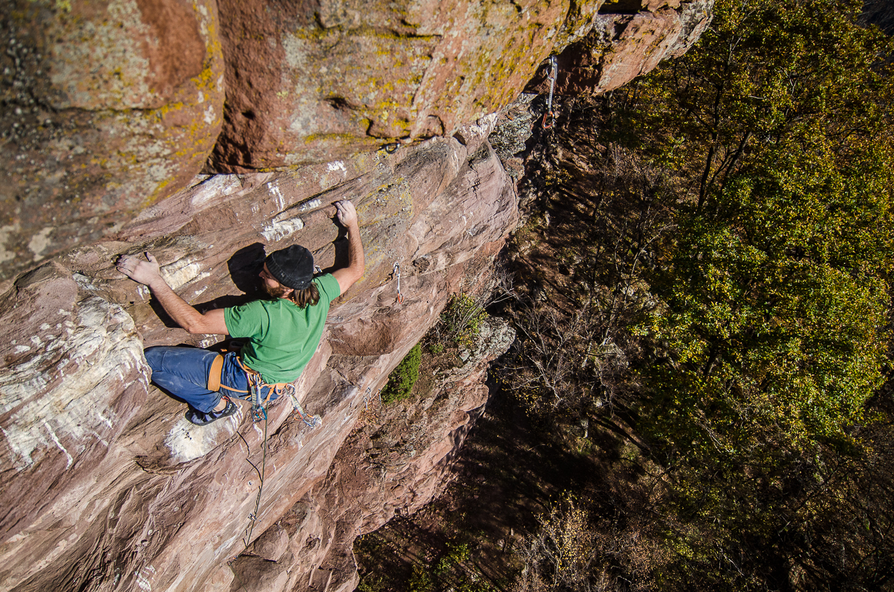 Sean Villanueva O'Driscoll climbing at Ivo Ninov's Stone Ranch, Gubislav, Bulgaria